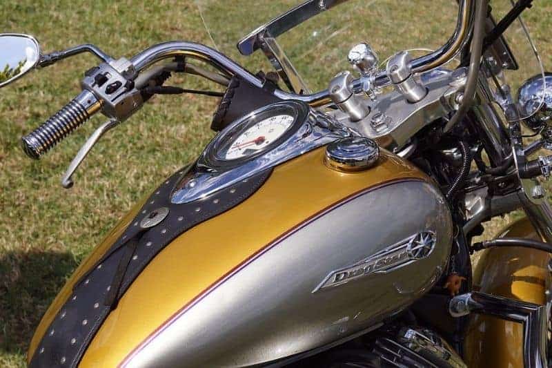 Where Is the Gas and the Gas Tank on a Motorcycle? Where Is the Gas and the Gas Tank on a Motorcycle?