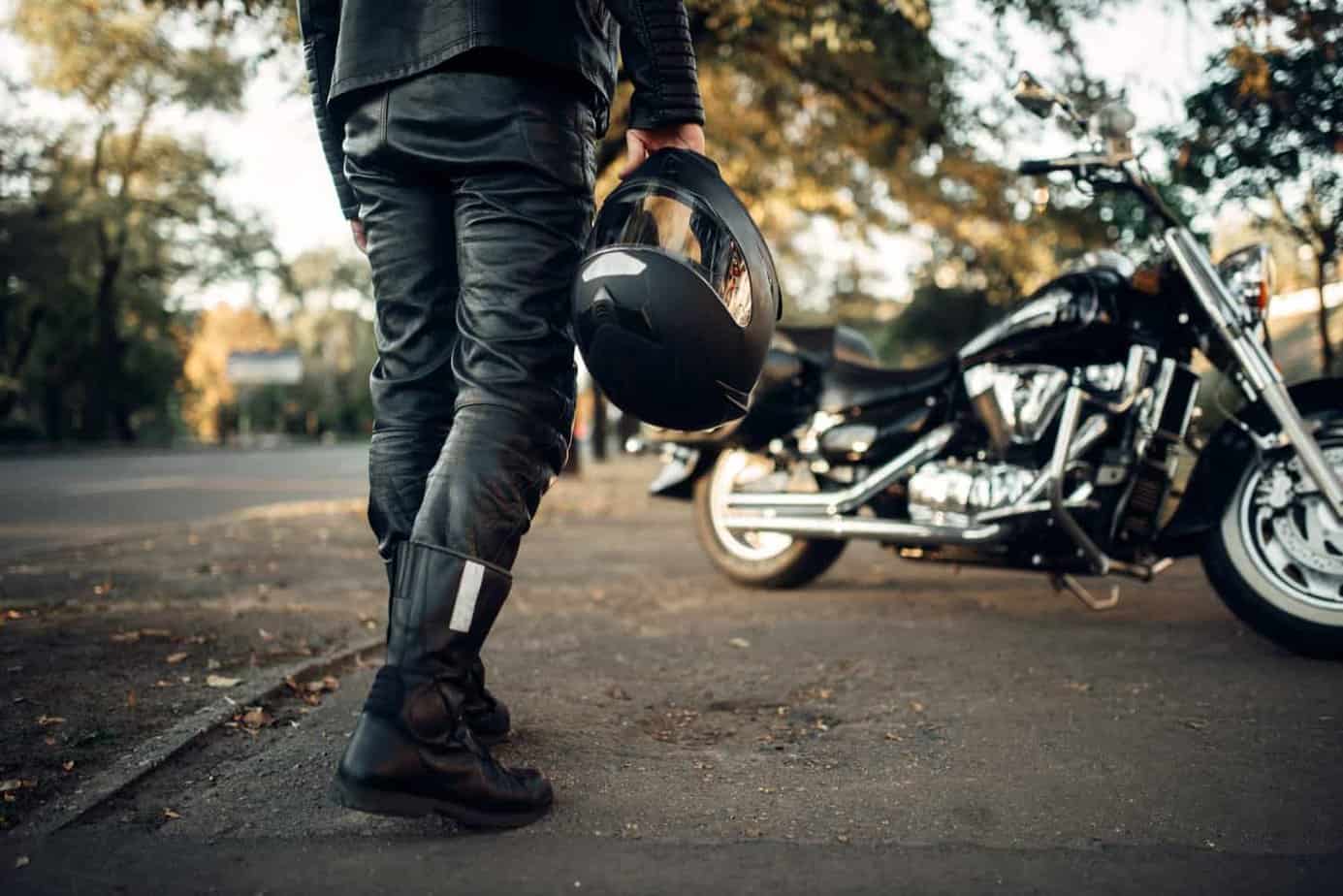 The Ultimate Sizing Guide for Buying Motorcycle Boots
