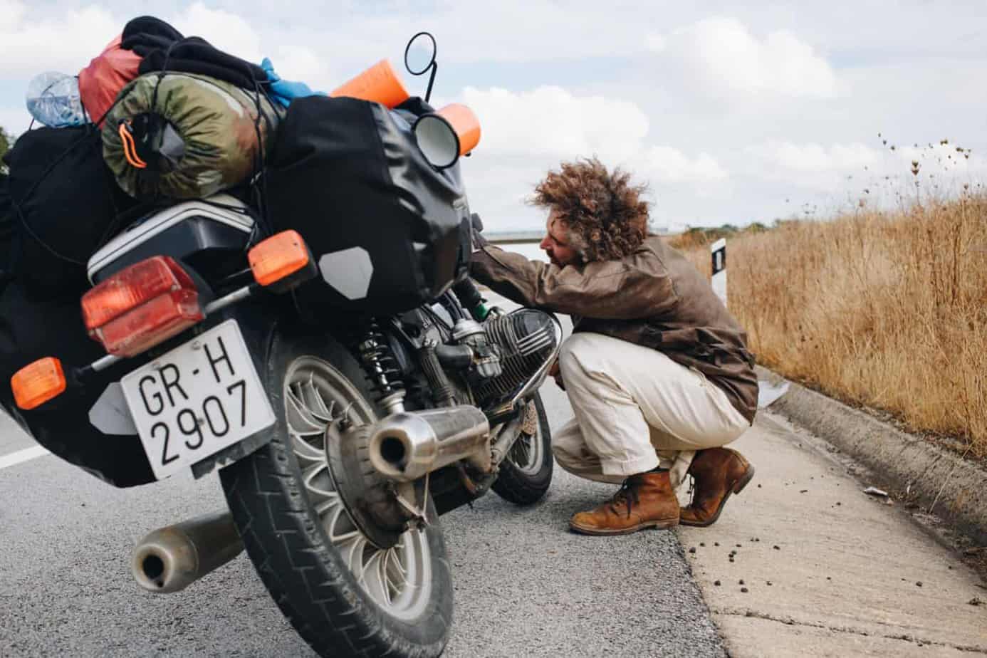 Do all motorcycle have a reserve tank