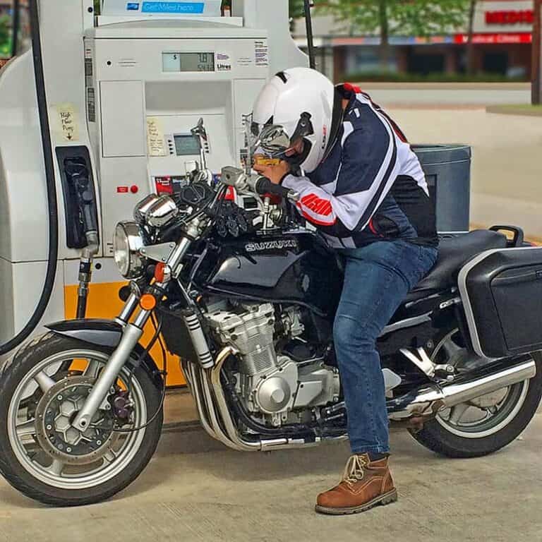 How to Not Run Out of Gas on a Motorcycle