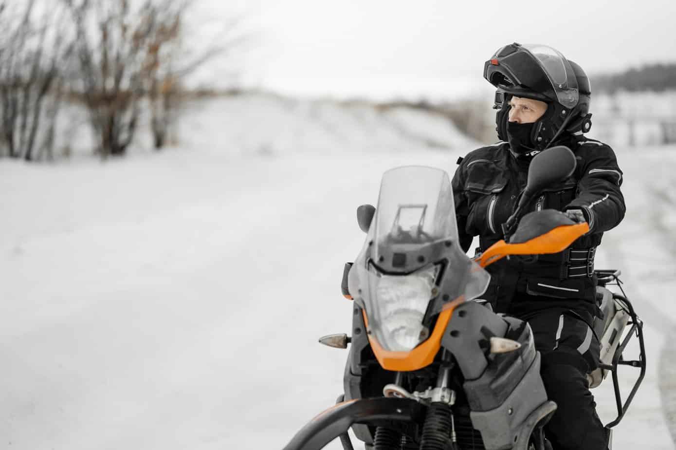 Windchill on Wheels: Decoding Motorcycle Riding Temps